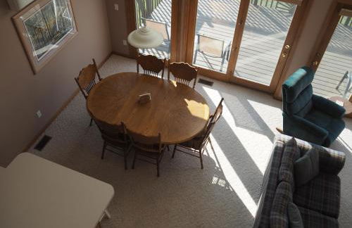 The Hilltop Retreat - Peaceful with Great Views! - Foto 20