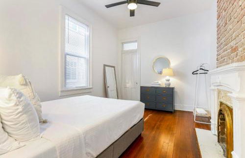 Private 2BR in Uptown by Hosteeva - Foto 15
