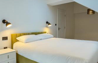 Kehoe's Penthouse Near Etihad Stadium & Coop Live Arena Sleeps 4 - Foto 10
