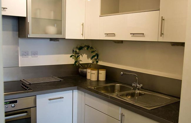 Impeccable 2-bed Apartment in Brentwood - Foto 6