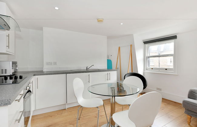 Bond Street Apartments - Photo 17