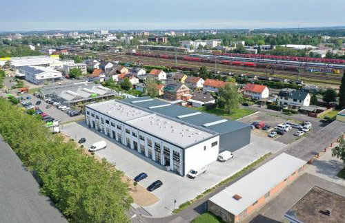 BOARDINGHOUSE KAYSER Günstige Monteursunterkunft, Monteurwohnung in Hanau bei Frankfurt am Main und Aschaffenburg, KOSTENFREIE PARKPLÄTZE! - Foto 2