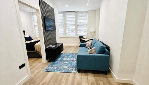 Contemporary 1-Bed Flat by Bury Metro link - Foto 2