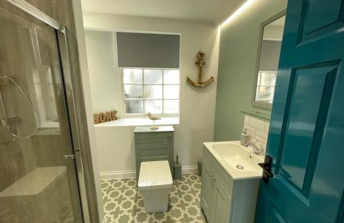 NEW, STYLISH & SPACIOUS GROUND FLOOR Mews - Foto 7