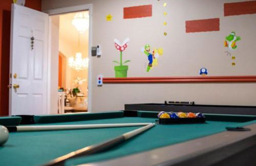 Super Mario Hideaway - Pool, Spa, Game Room Fun! - Foto 21