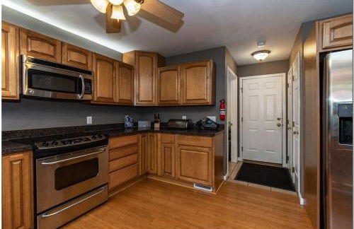 Modern home near Cleveland - Foto 49