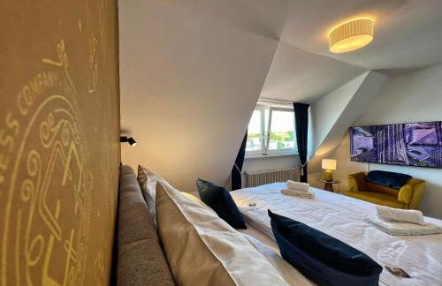 Helle großzügige Dachgeschoss Wohnung I Parkplatz I Schloss Blick #Cosiness Company - Foto 24