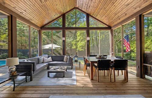 Bella and Dulce's Lakehouse by Juniper Holiday + Home - Photo 3