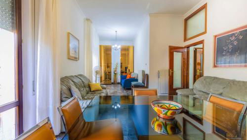 Very central apartment 200 m from the sea - Foto 2