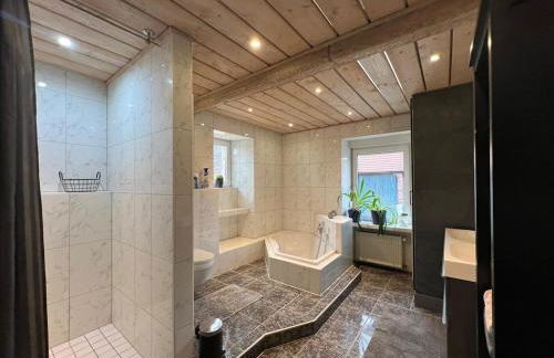 Zwischen Wald und Wiese - Foto 21