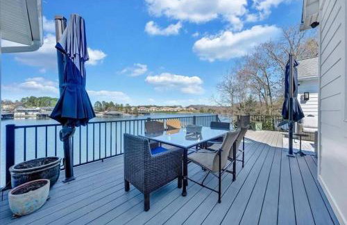 6 BD Smith Mountain Lakefront Escape sunset - Foto 35