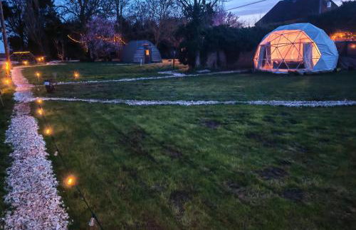 Secret Heated Dome, Hot Tub,Firepit Projector in Lincoln - Foto 16