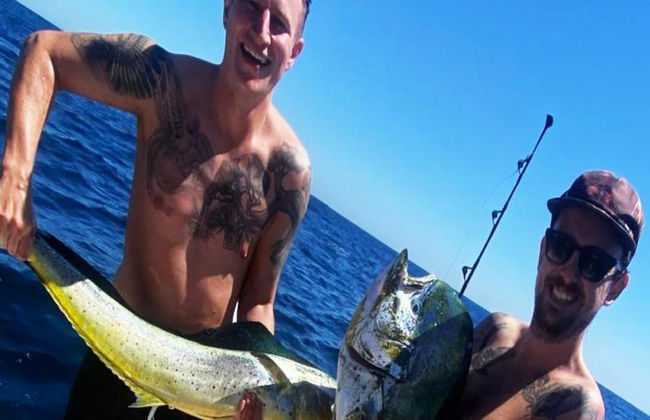 Experiencia de pesca deportiva en alta mar - Tour privado de medio día - Foto 3