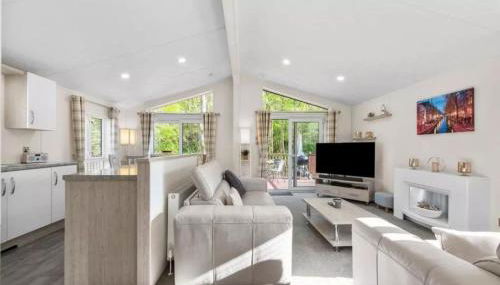 Rivers Edge - Photo 1