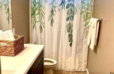 Spacious, Family-Friendly Home - Photo 25