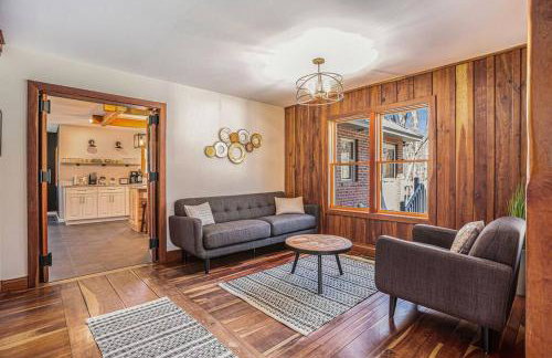 The Hopkins Hideaway - 40 Acres with trails, Arcades, Hot Tub, Fire Pit - Foto 13