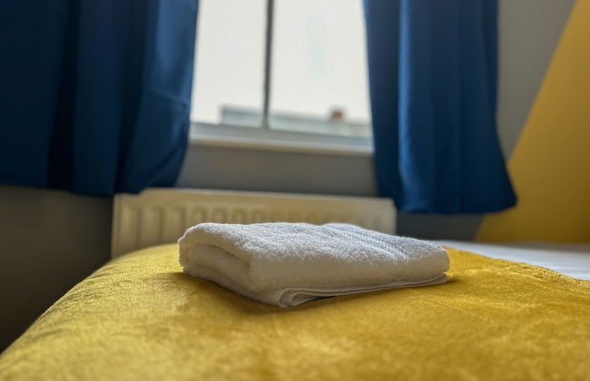 Stunning 1-bed Apartment in Gateshead - Photo 7