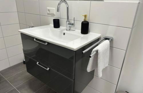 SUITE4ME - Balkon I Küche I Waschmaschine I Mainz-Kostheim - Foto 29