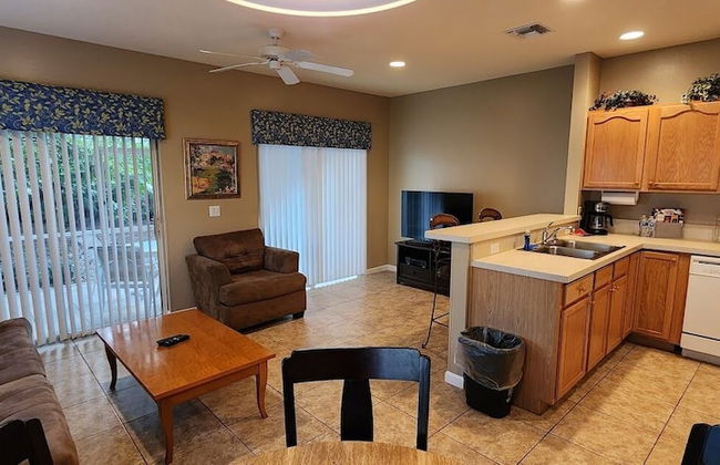 Right Direction Rentals - Photo 20