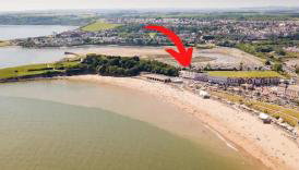 Barry Island Beachfront Apartment - Stunning Bay Views and Private Parking - Foto 2