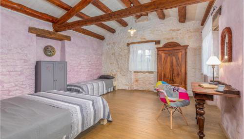 1 Bedroom Beautiful Apartment In Zminj - Foto 5