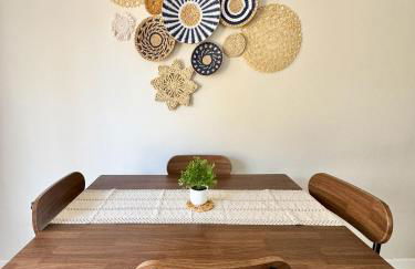 WiFi - Pet Friendly - Laundry - Short - Long Term - Foto 5