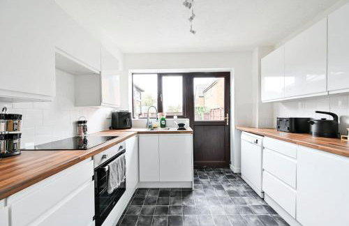 Quiet & Modern Contemporary Home for Work & Family - Foto 31