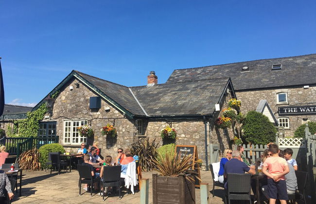 Coach House - Photo 47