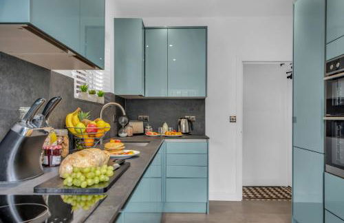 Stanley Park House Peterborough - 3 bed, 3 bathroom, parking, garden - Foto 16