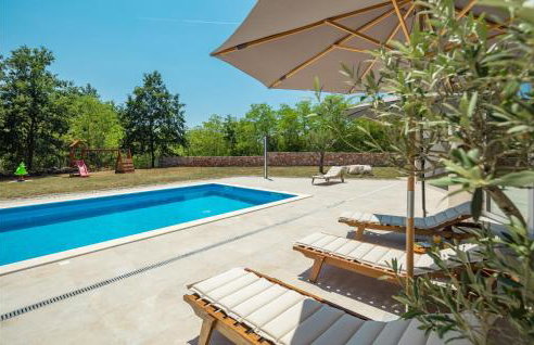 Awesome Home In Sveti Petar U Sumi - Photo 10