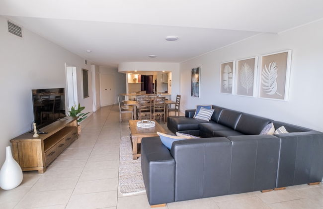 Pavillions on 1770 - Photo 76