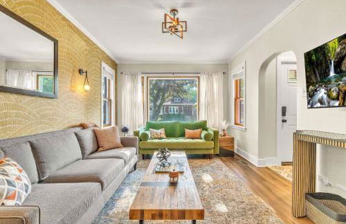 Sleeps 10 + Coffee bar + Game Room + Train to CHGO - Foto 13