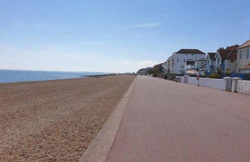 Seahorse House, Beautiful Large house next to the Beach & Park & near Zoo, Hythe - Foto 3