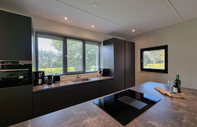 Luxurious Detached Water Villa With Jetty - Foto 73