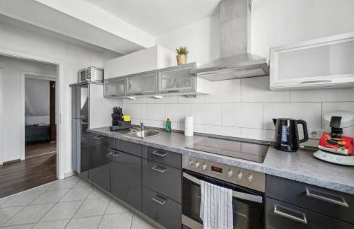 Larooms Merseburg - Apartment NS03 - 2 Zimmer - 4 Betten - Waschmaschine - Parkplatz - Balkon - Foto 14