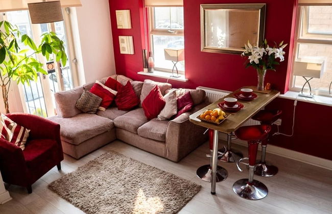 Modern Canalside City Townhouse - Parking & Garden - Foto 8