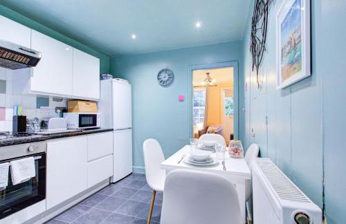 Cosy Cottage, Fireplace, Fenced Garden, Pets - Foto 4