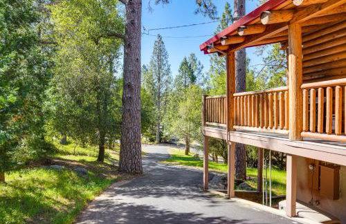 Walk to Pine Mountain Lake: Spacious Family Cabin - Photo 42