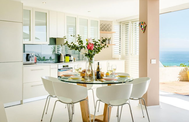 Secure Holiday Apartment w Private Pool Calico - Foto 17