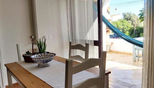 Casa dos Sorrisos - 3 bedroom apartment, terrace, barbecue, AC, Wifi, beach - Foto 4