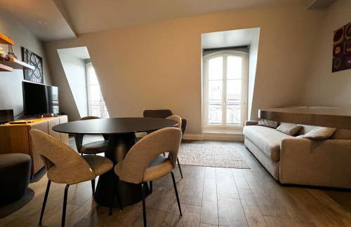 Superbe appartement proche du Marais - Foto 2