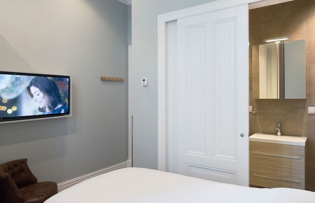 BizStay Park Central Executive - Photo 10