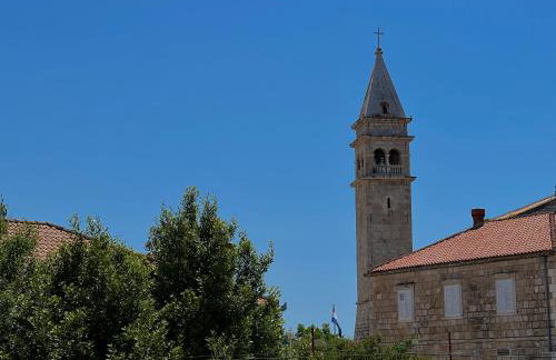 Dawn & Dusk - Modern Two Bedroom Apartment with Mountain Views - Photo 26
