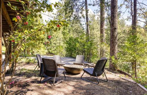 Deck and Fire Pit Stunning Twain Harte Cabin! - Photo 3