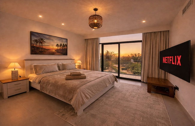 Elegant Stay in Ranches Villa - Photo 22