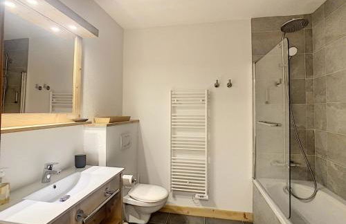 Demi-chalet de luxe avec piscine et vue Mont Blanc - FR-1-560-71 - Photo 28