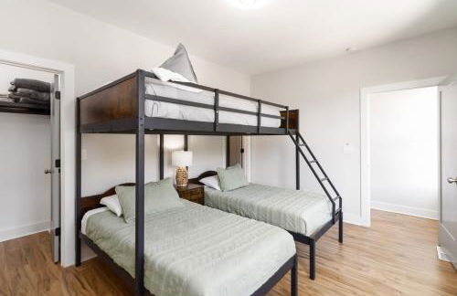 Brand-New 3Story Home with Rooftop in Midtown - Foto 30