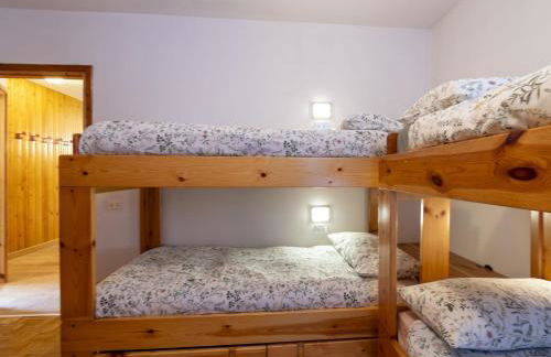 Apartment Isola di Madesimo Apartments-2 by Interhome - Foto 6