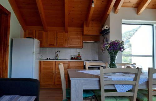 Traditional house in Akamatra square - Photo 23