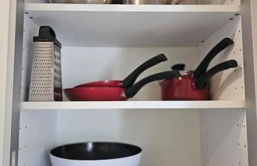 StayZen Apartments - Free Parking & Private Garden Ground Floor Central Woking - Business & Leisure - Photo 34